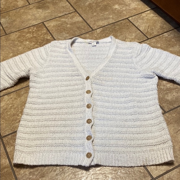 Chunky Knit White V-Neck XL Cardigan with Ribbed Texture - Picture 1 of 10